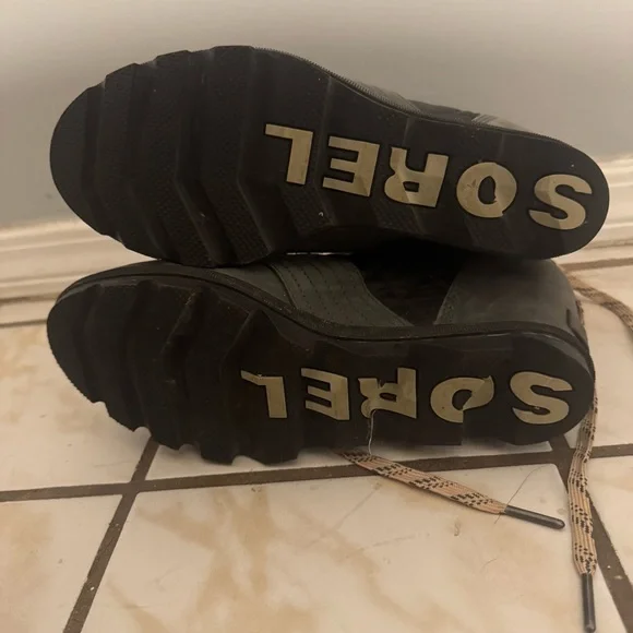 SOREL Lexie Hidden Wedge Waterproof Booties Black and Grey Women’s 10.5 - Picture 5 of 6